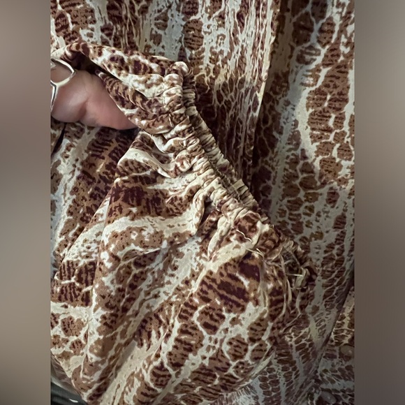 C+D+M Long Sleeve Button Down Blouse - Picture 4 of 6